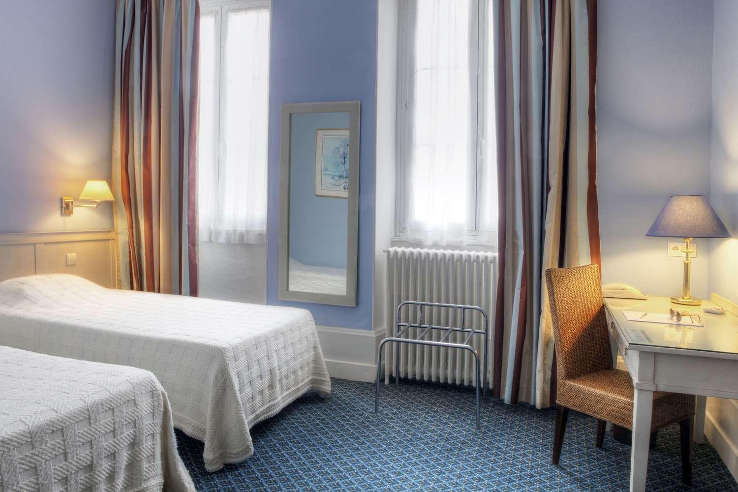 Best Western De Diane Nevers Esterno foto