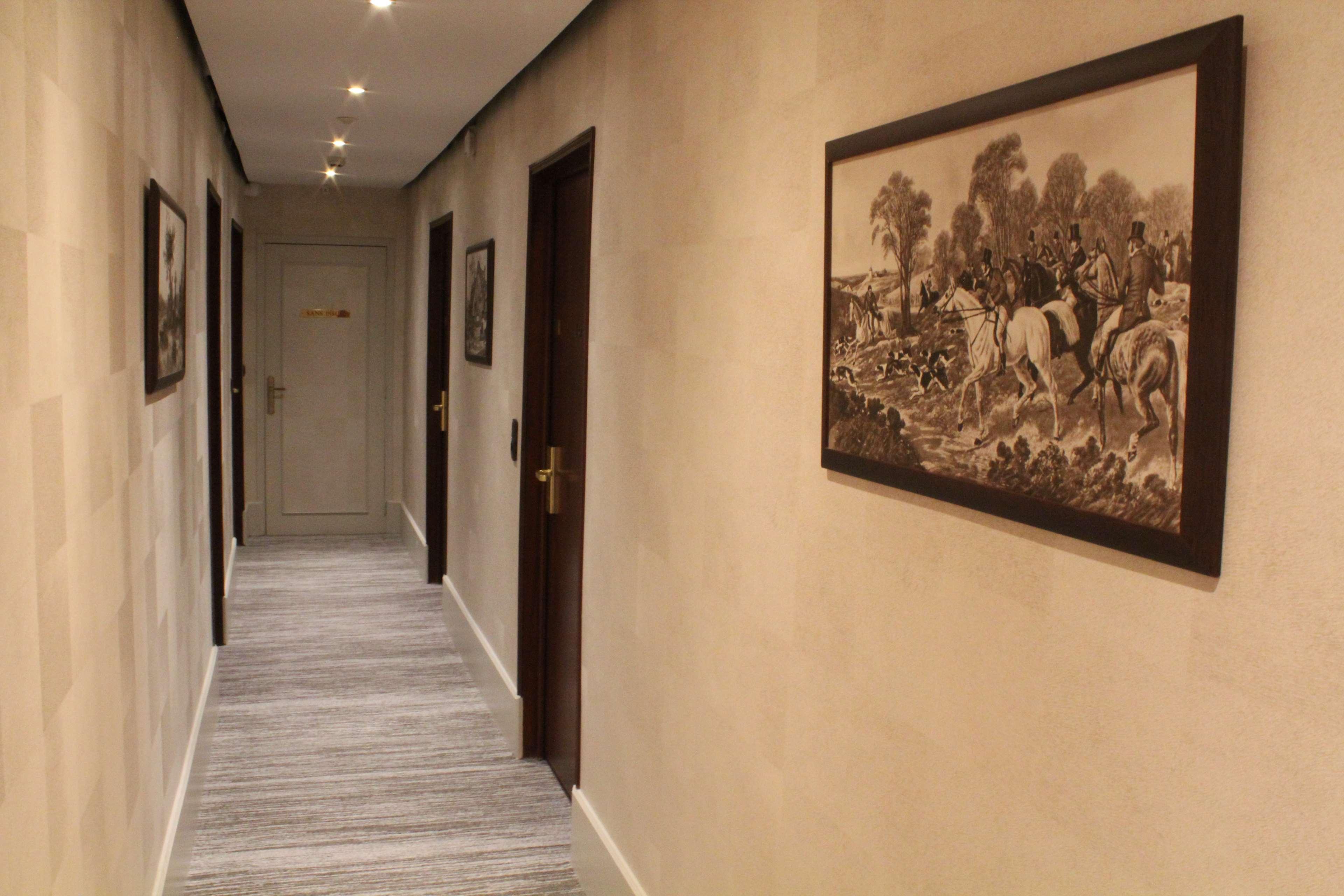 Best Western De Diane Nevers Esterno foto
