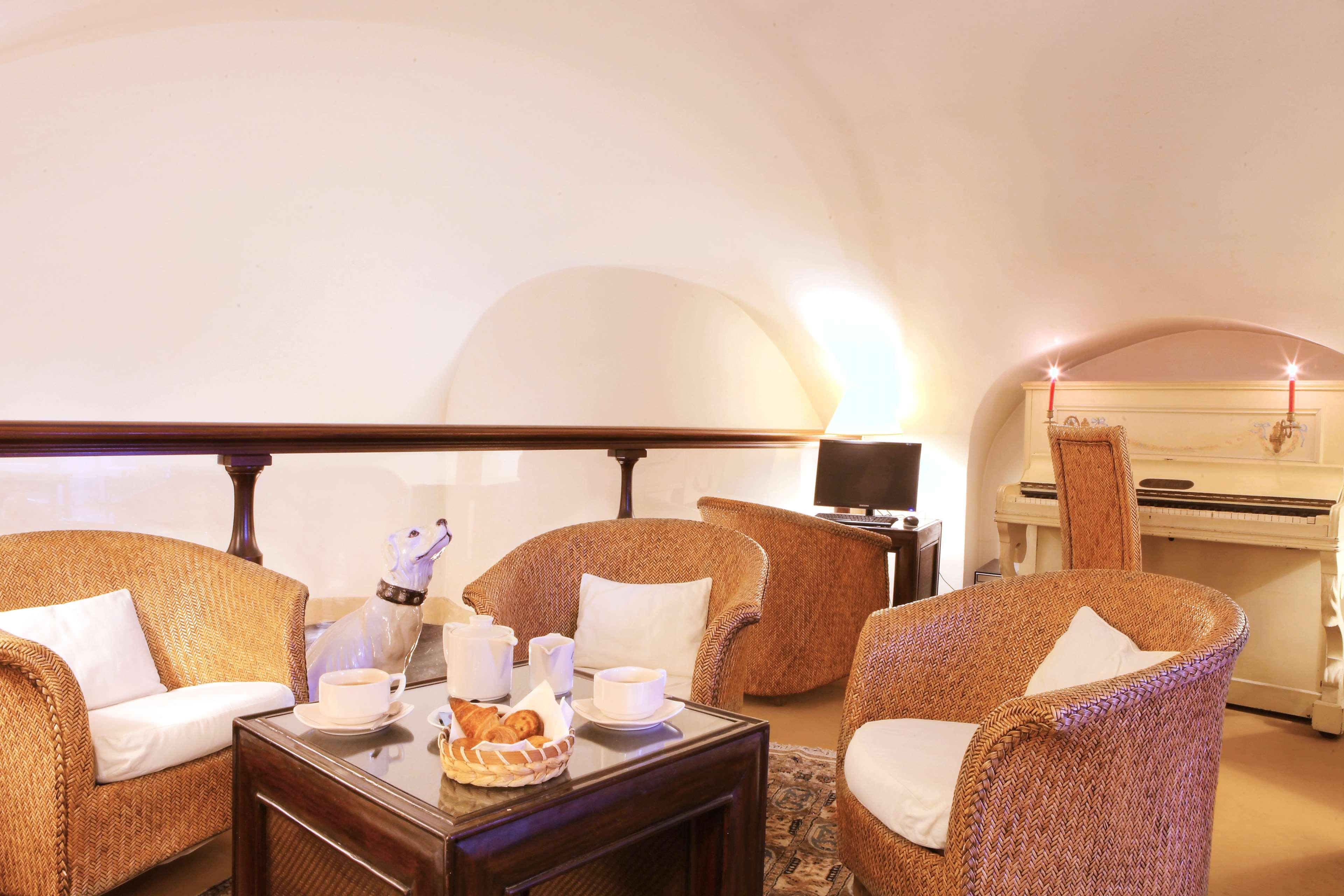 Best Western De Diane Nevers Esterno foto