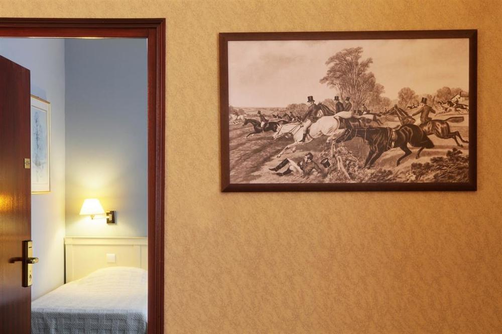 Best Western De Diane Nevers Camera foto