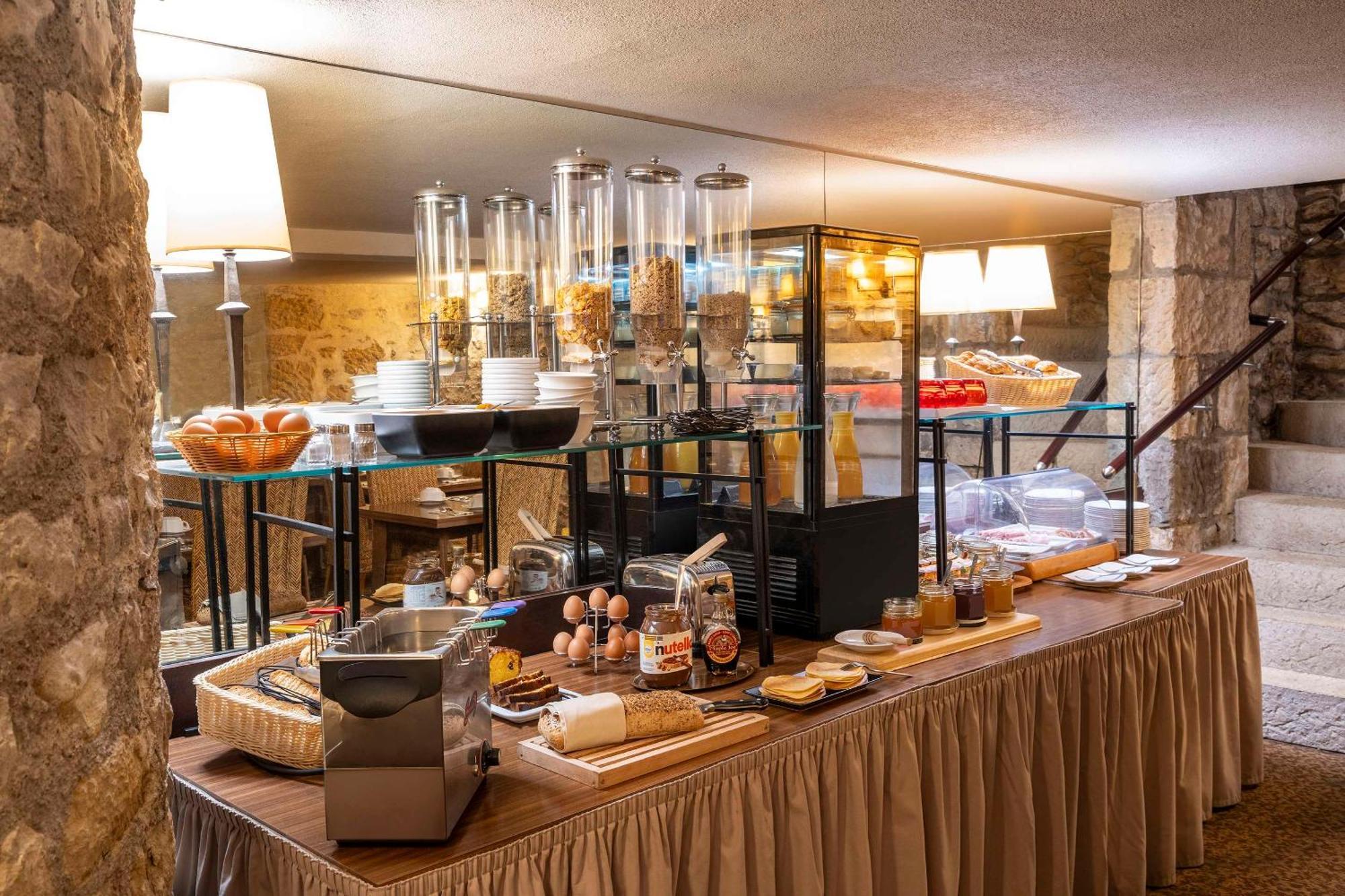 Best Western De Diane Nevers Esterno foto