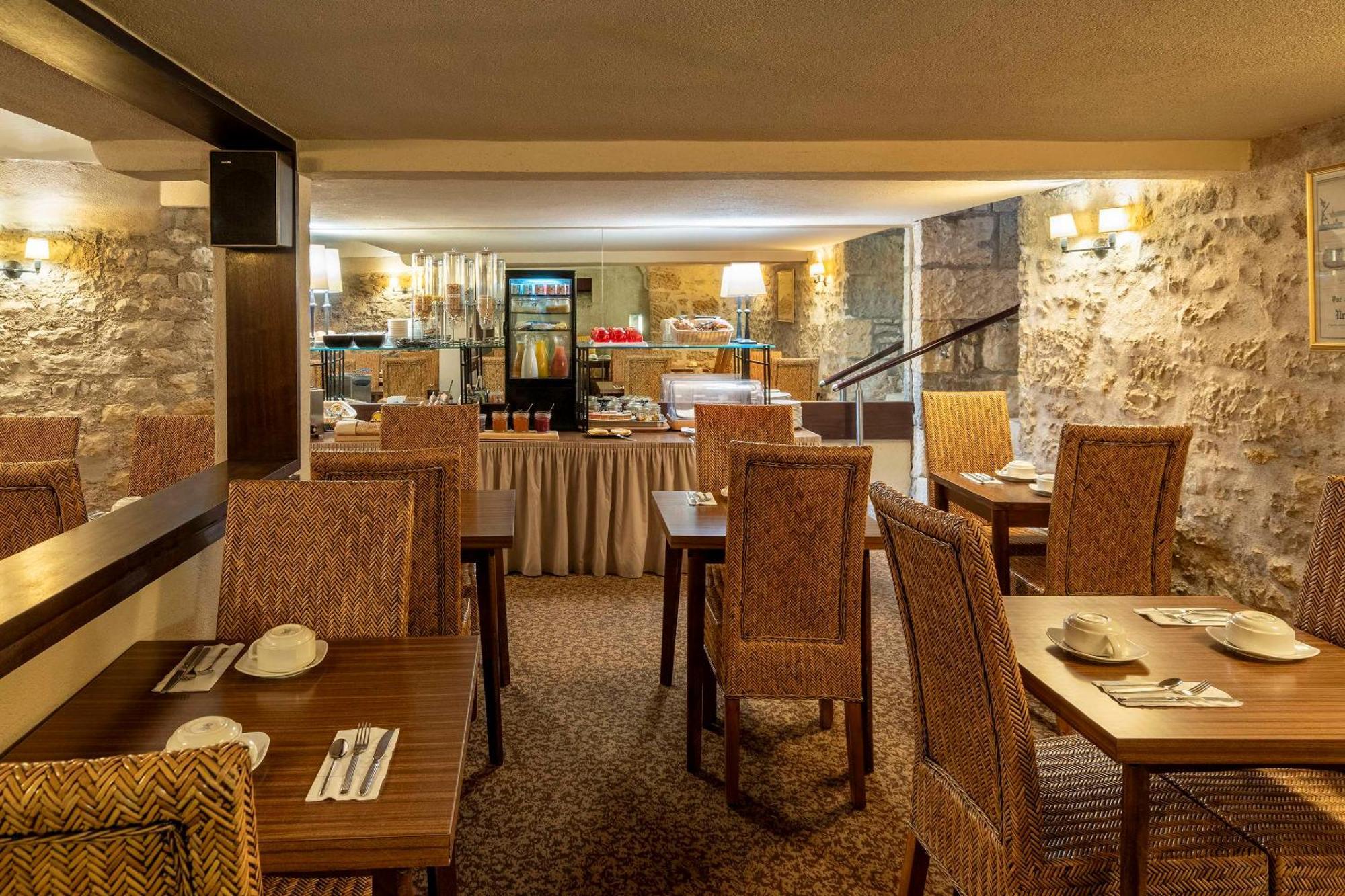 Best Western De Diane Nevers Esterno foto