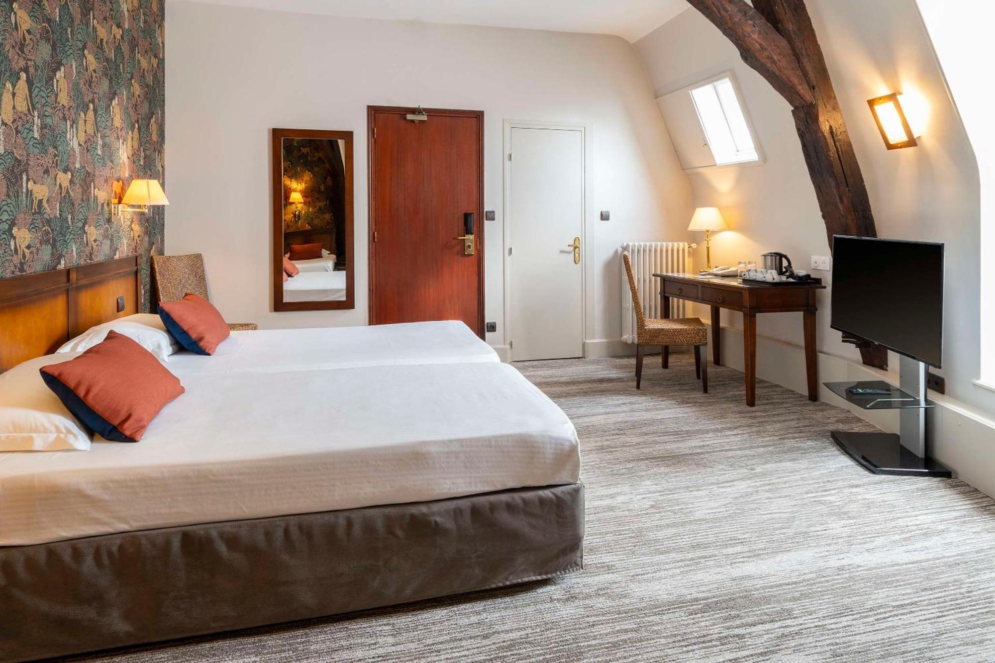 Best Western De Diane Nevers Esterno foto