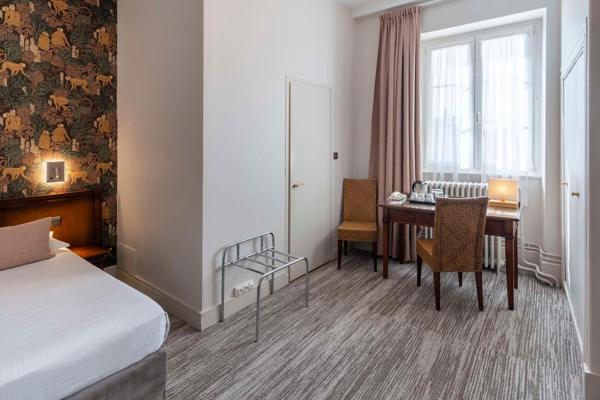 Best Western De Diane Nevers Esterno foto