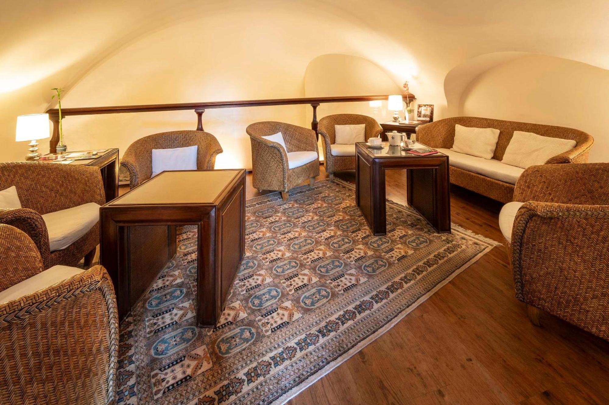 Best Western De Diane Nevers Esterno foto